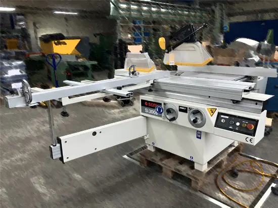 Occasion-SCM-si-300s-Formatkreissaege