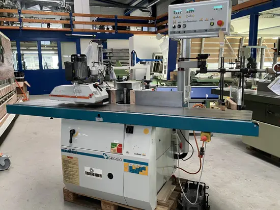 125292 Occasion Griggio-T45-Kehlmaschine