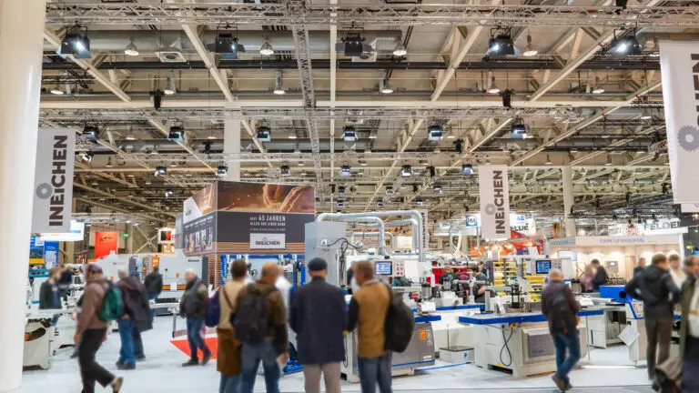 HOLZ-25 Eindruck vom Ineichen-Stand