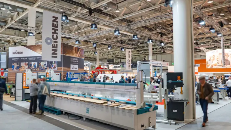 HOLZ-25 Eindruck vom Ineichen-Stand