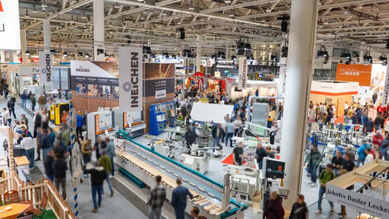 HOLZ-25 Eindruck vom Ineichen-Stand