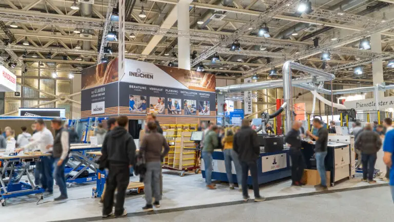 HOLZ-25 Eindruck vom Ineichen-Stand