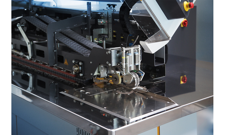 KUPER Furniernähmaschine FLI 1000