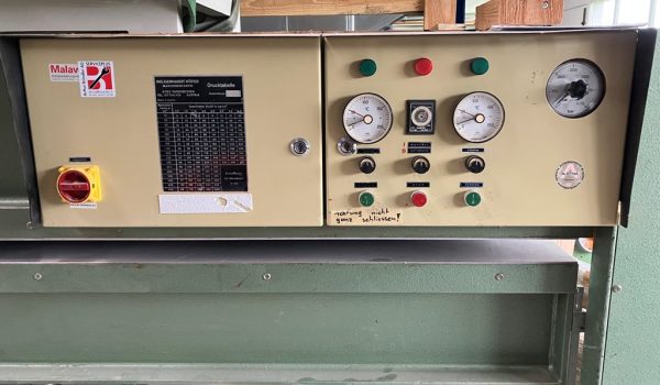 bc-14103-7cae812da58ee12ec1d2d29cf5209a70