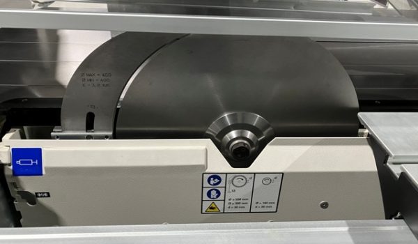 bc-14713-caac8ea5d7cc7df6246295056193ab87-1